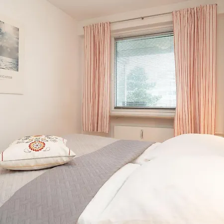 Hanseat Rotkehlchen グレーミッツ